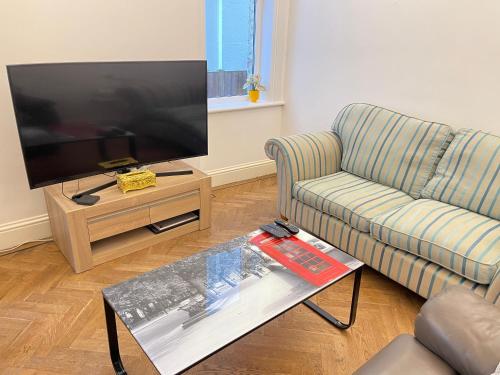 Luxury Room in Surbiton, easy acess to central London - Accommodation - Surbiton