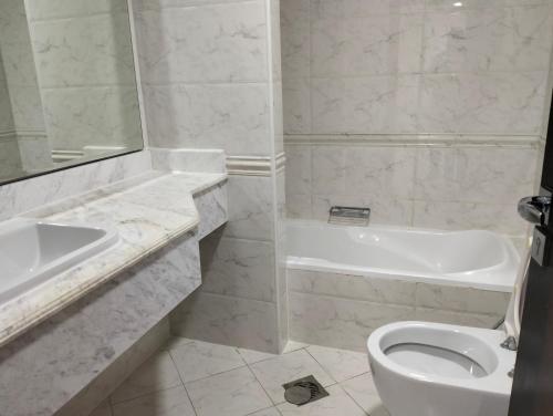 Business bay luxury 1 bedroom apartment, Dubái (foto 3)