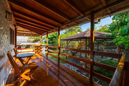 Balcony/terrace, La Peregrina Galapagos B&B in Galapagos