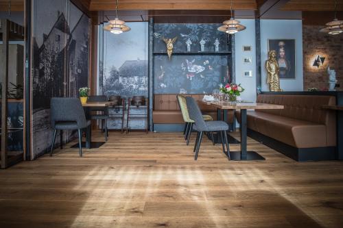 ห้องอาหาร, Hotel & Gasthaus Lowen in วาลด์เคียร์ช