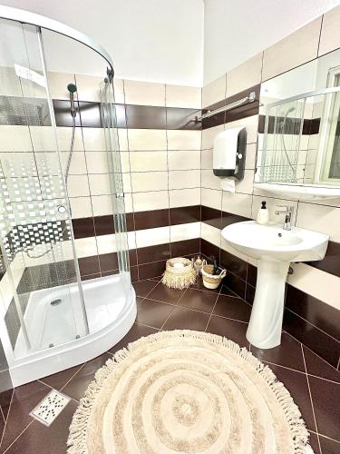 Two-Bedroom Apartment image 9