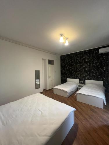 House of Tourists Garden and More