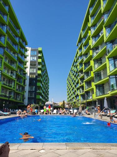 Green Vibe - Pool & Spa Beach Resort