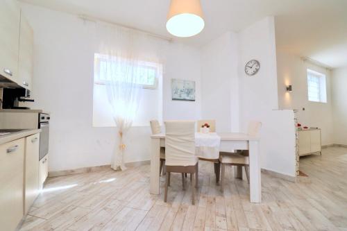 Villa Primavera in 沃爾圖諾堡