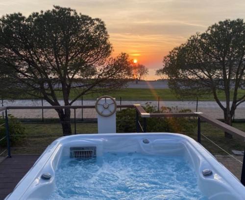 Floating house Sunset Joy