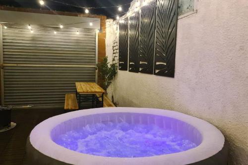 Cabin of Light - Hot Tub, Sauna, Massage Chair, BBQ, Games, Beach