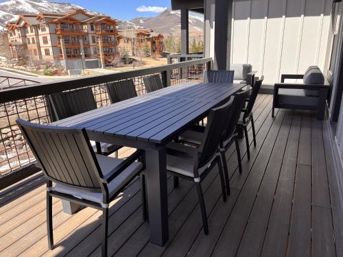 Helling Circle Hideaway 303 condo Helling Circle Hideaway 303 condo