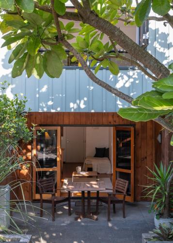 . Bow Street Apartments & Cottage