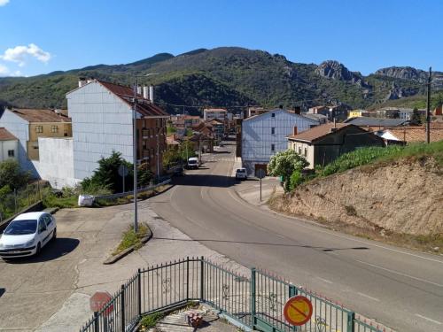Skats, Bonito apartamento Cistierna in Cistierna