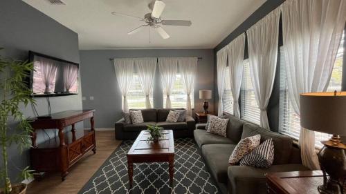 Flamingo Key Resort Getaway in Kissimmee, USA