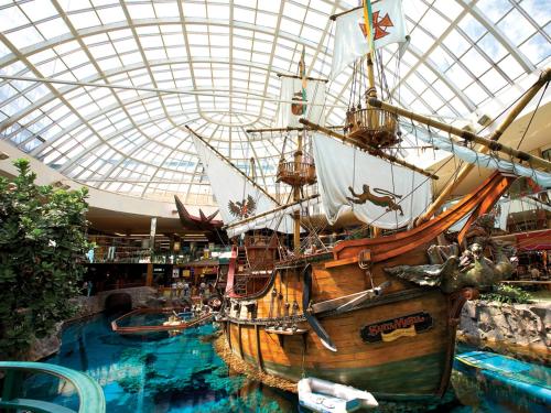 West Edmonton Mall Inn In Ab Canada West Edmonton Mall Inn In Ab Canada