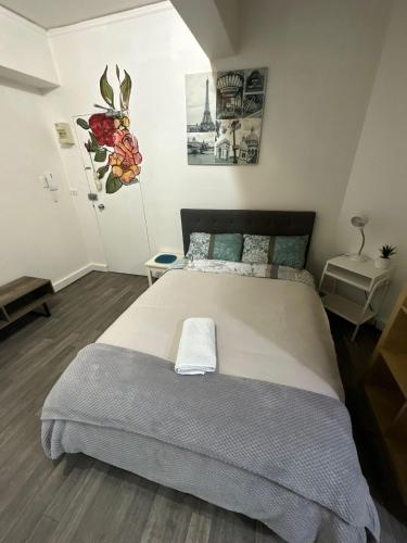 Your B&B steps into Oxford St - image 8