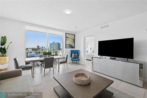 The Glamour of Upscale Downtown Ft. Lauderdale in Fort Lauderdale, USA