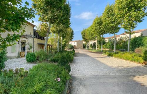 Beautiful Home In Saint-laurent-de-la-ca With Kitchen