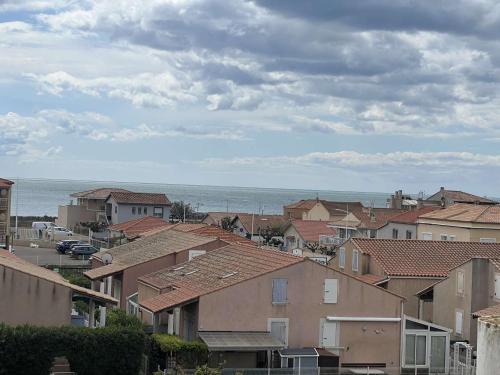 Appartement Valras-Plage, 2 pièces, 6 personnes - FR-1-701-81 - Location saisonnière - Valras-Plage