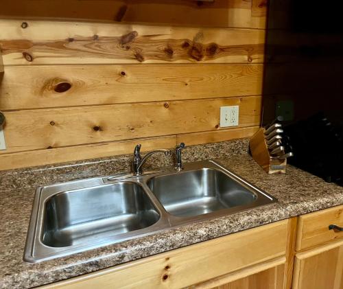 Badlands Frontier Cabins - image 13