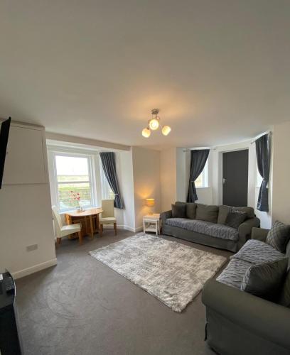 Farina No10, 3 bedroom apartment sleeping 8 guests