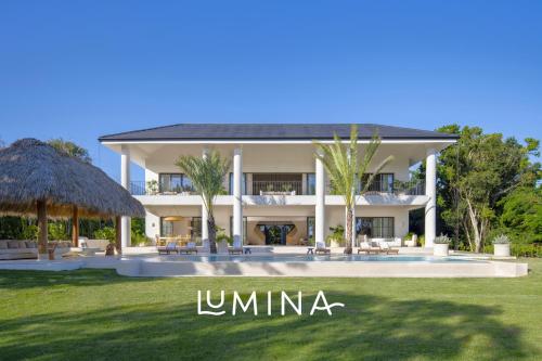 Villa Escondida by Lumina