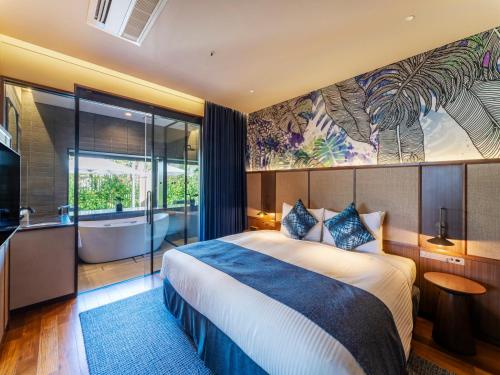 Fusaki Beach Resort Hotel & Villas in Fusaki Beach