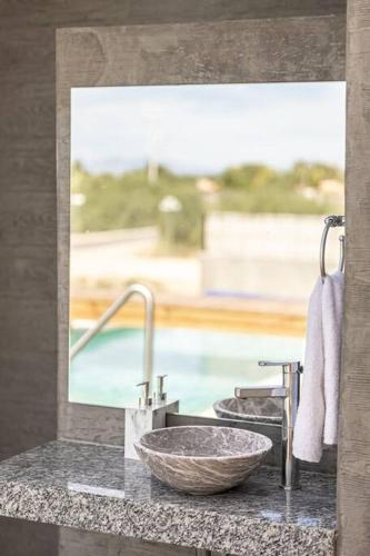 Baja Winds Condo poolside in La Ventana, Mexico