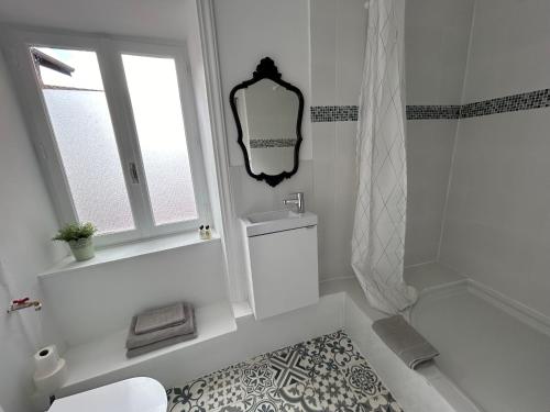 ฝักบัว, Appartement Cosy Charme Ancien in ทิซี-เล-บูร์ฌ