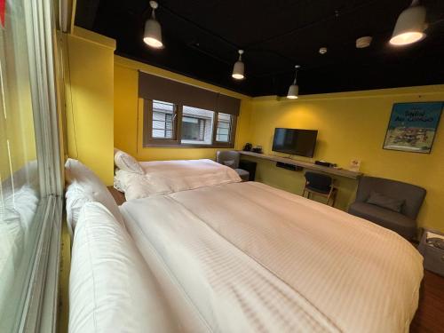 Japanese Triple Room image 8