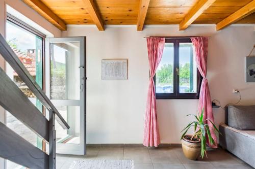 Charming village house - Milina in Grab