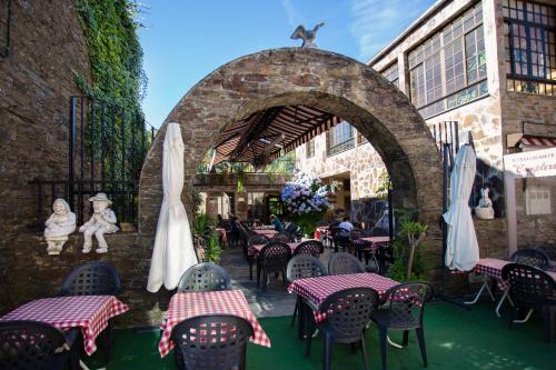 トリアカステラ Triacastela Sunset Terrace 4つ星 シングルルーム ロビー