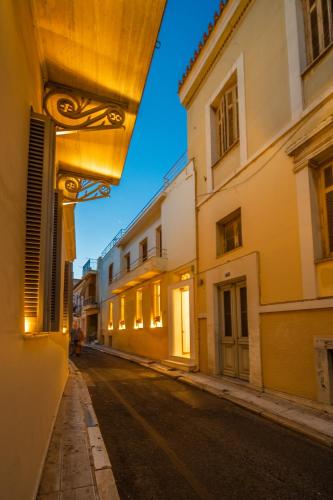 Oikia Tripodon, Athens (photo 10)