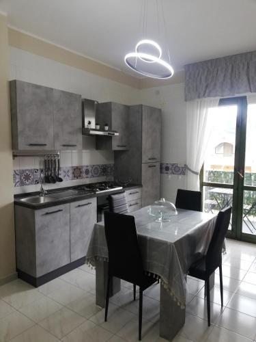 virtuve, ARIA DI MONTAGNA - casa vacanze Laviano in Laviano
