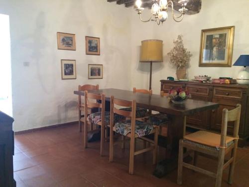 Casa nel bosco a 10 minuti da Pistoia in Castagno