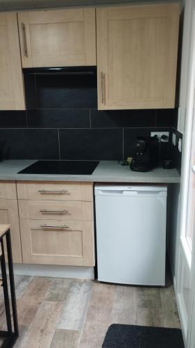 appartement 1 etoile paisible et son jardin prive in Les Adrets-de-l'Esterel