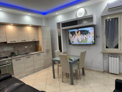  Torvaianica casa vacanze .stupenda villetta in un residence a 50 mt dal mare in Torvaianica