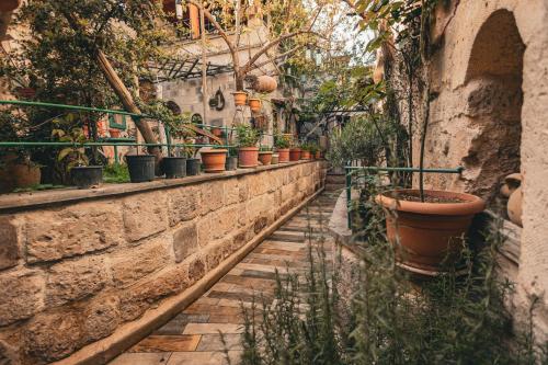 Vintage Cave House Hotel