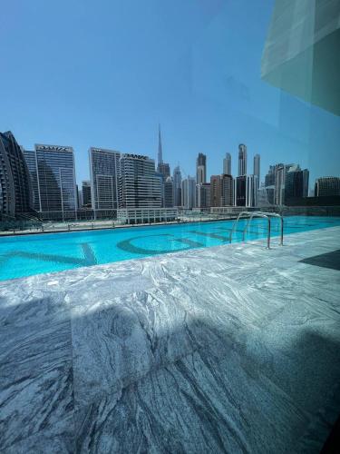 Dubai Skyline Retreat with Burj Khalifa View, Dubái (foto 2)