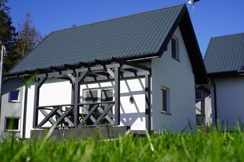 ทัศนียภาพภายนอกโรงแรม, Dom wypoczynkowy Leśny Zakątek 2 nad jeziorem (Dom wypoczynkowy Lesny Zakatek 2 nad jeziorem) in โรบุญ