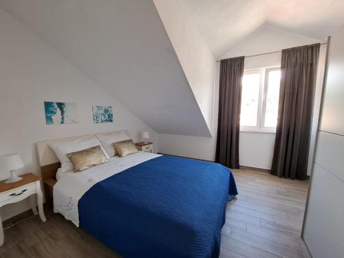 Apartment Teuta in Zirje