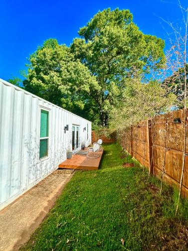 Nomehaus shipping container studio residential neighborhood ATHENS in Athens, USA