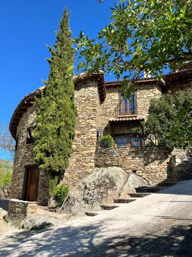 المنظر الخارجي, HOTEL RURAL SANTUI in Horcajuelo De La Sierra
