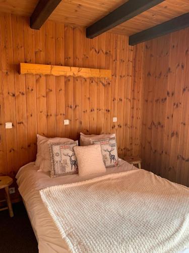 Double Room with Balcony - Les Catrems