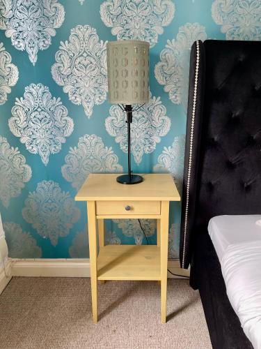 2 bedroom City-Centre apartment with Free parking, Louth