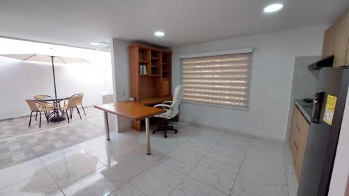 Apartamento con aire acondicionado 3 camas 2 hab