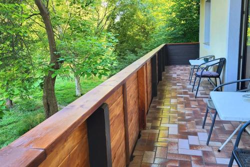 Colourful 2.5 Bedroom With Large Balcony & Garden. in Neidling
