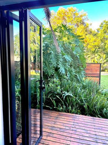 Apartment close to Menlyn Maine