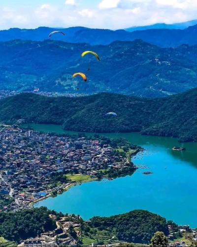 Kilátás, Hom's Homestay Retreat Sarangkot Pokhara in Sarangkot