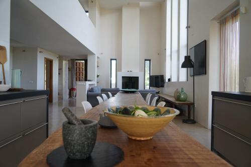 El Toro Blanco Luxury Villa in Andalucia, Ronda (photo 9)