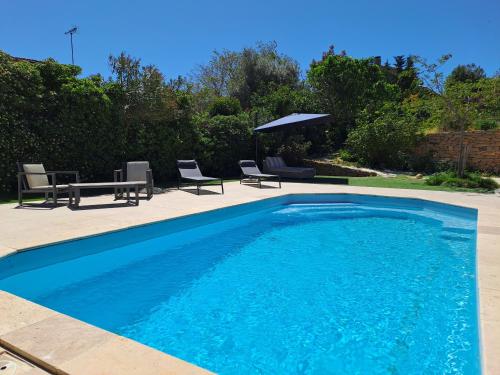 Chambre indépendante climatisée, terrasse 100M2 et salle d'eau - Chambre d'hôtes - Saint-Cyr-sur-Mer