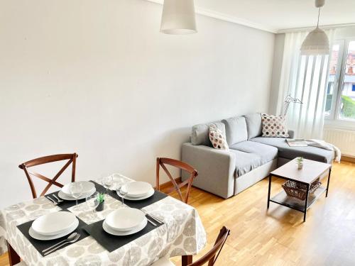 Apartamento San Juan. Piscina y Parking privado. in San Juan de la Arena
