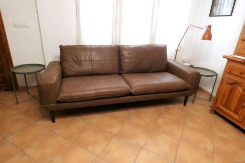 Villa Magerit, entire home 5 minutes easy walk to sandy beach, La Mata (foto 11)