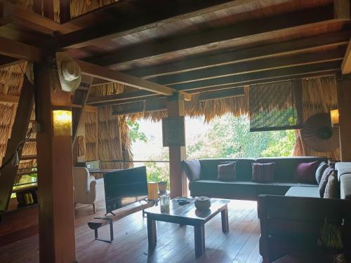 Alice Guesthouse in El Remate